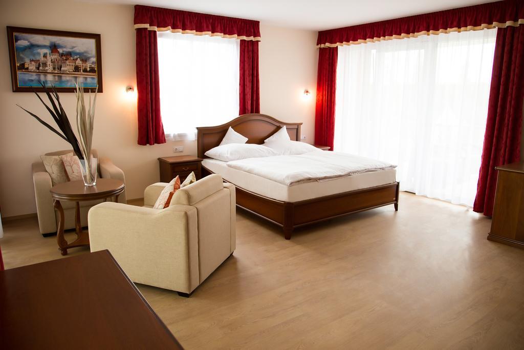 Hotel Luxury Siófok